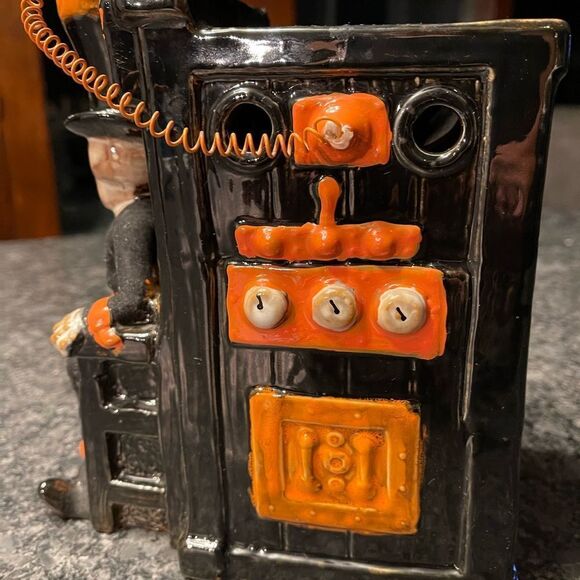 Boney Bunch from Yankee Candle 2015 Spine Tingling Electric Chair new - Picture 4 of 5